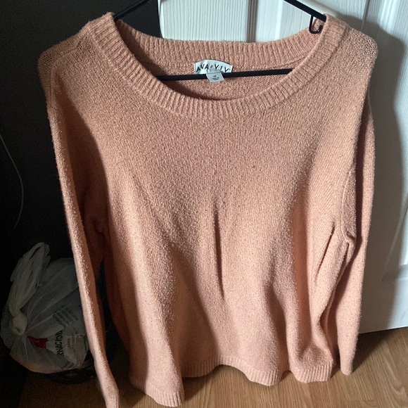 Peach color sweater - Picture 1 of 1